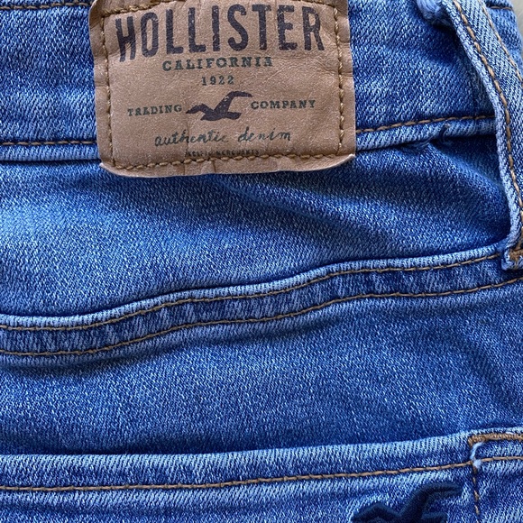 Hollister Collection High rise jeans size 3 w26 - Picture 7 of 7
